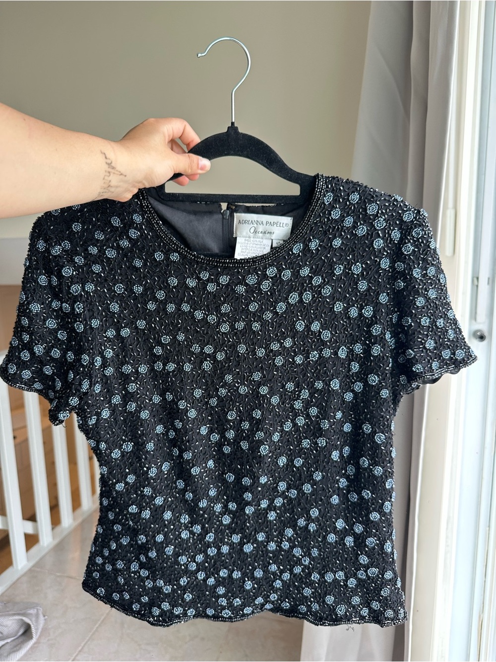 Adrianna Papell Black Sequin Short Sleeve Top polka dot 100%silk